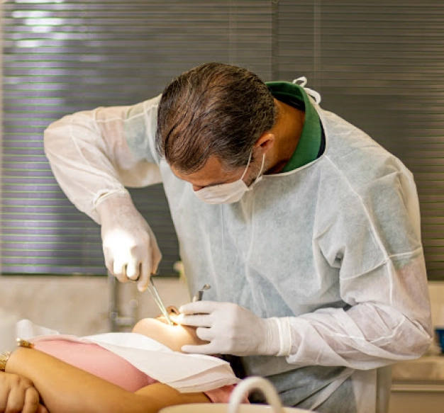 Dr. Alexandre Soares
